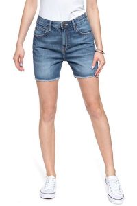 DAMSKIE SPODENKI LEE BOYFRIEND SHORT FLICK DARK L37NLJKA 112108090. Niebieskie szorty Lee, bez wzorów, z jeansu. W wyprzedaży za 99,99 zł.