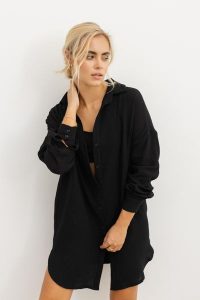 KOSZULA JULIETTE CZARNA S - Flawless. Czarne koszule Flawless, s, bez wzorów, z bawełny, bez kołnierzyka, bez ramiączek. Za 360,00 zł.