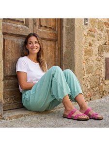 JOLANA & FENENA Skórzane japonki w kolorze różowym rozmiar: 36. Różowe klapki JOLANA & FENENA, bez wzorów, z otwartym noskiem, bez obcasa. Za 82,99 zł.