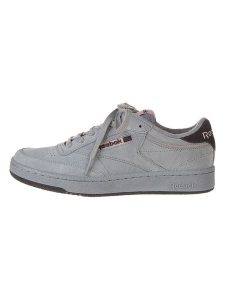 Reebok Skórzane sneakersy "Club C Revenge" w kolorze szaro-czarnym rozmiar: 40,5. Czarne trampki Reebok, bez wzorów, bez zapięcia. Za 299,82 zł.