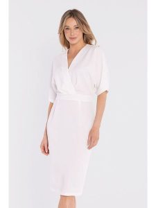 Stylove Sukienka w kolorze białym rozmiar: M. Białe sukienki Stylove, na co dzień, m, bez wzorów, bez kołnierzyka, bez ramiączek, midi, proste. Za 234,99 zł.