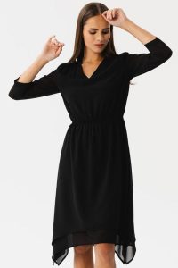 Elegancka zwiewna sukienka szyfonowa wizytowa czarna. Czarne sukienki Stylove, na randkę, xxl, bez wzorów, z szyfonu, eleganckie, bez kołnierzyka, bez ramiączek, oversize. Za 379,00 zł.