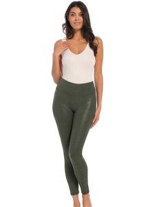 Magic Bodyfashion Legginsy "Leather Look Leggings" w kolorze zielonym ze skóry syntetycznej rozmiar: XL. Zielone legginsy MAGIC Bodyfashion, bez wzorów, ze skóry, z podwyższonym stanem. Za 154,07 zł.