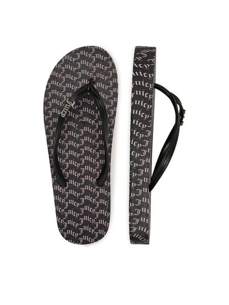 Juicy Couture Japonki 800293 Czarny. Czarne klapki Juicy Couture, bez wzorów, z syntetyku, bez obcasa. Za 79,99 zł.