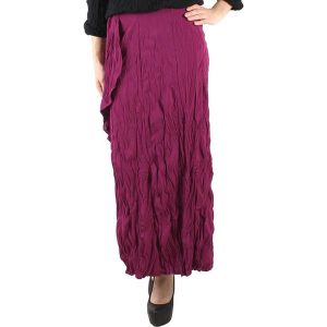 Spódnica w kolorze fioletowym. Fioletowe spódnice marki Sexy Woman. W wyprzedaży za 129,95 zł.