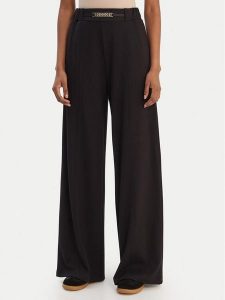 Liu Jo Sport Spodnie dresowe TA6026 JS182 Czarny Relaxed Fit. Czarne spodnie dresowe Liu Jo Sport, s, bez wzorów, z dresówki. Za 395,99 zł.