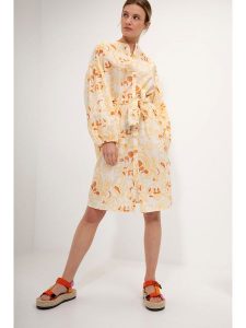 Josephine & Co Sukienka "Geike" w kolorze żółtym rozmiar: 42. Żółte sukienki Josephine & Co, na co dzień, bez wzorów, z bawełny, bez kołnierzyka, bez ramiączek, midi, proste. Za 276,71 zł.