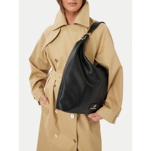 Torebka Beverly Hills Polo Club. Czarne torebki klasyczne Beverly Hills Polo Club, bez wzorów, bez dodatków. Za 229,99 zł.