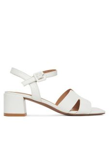 Clara Barson Sandały WS24055-02 Biały. Białe sandały Clara Barson, bez wzorów, ze skóry, bez obcasa, na słupku, bez zapięcia. Za 119,99 zł.