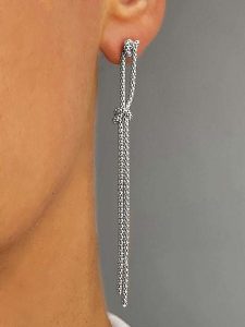 DI GIORGIO Srebrne kolczyki-wkrętki rozmiar: onesize. Szare kolczyki DI GIORGIO, srebrne. Za 142,45 zł.