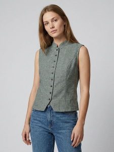 MOSS COPENHAGEN Kamizelka "Viana" w kolorze zielonym rozmiar: S. Zielone kamizelki Moss Copenhagen, s, bez wzorów, bez kołnierzyka, bez ramiączek, bez kaptura. Za 140,20 zł.