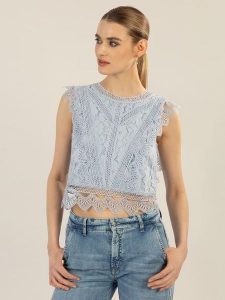 APART Top w kolorze błękitnym rozmiar: 46. Niebieskie topy Apart, bez wzorów, z koronki, bez kołnierzyka, bez ramiączek. Za 143,99 zł.