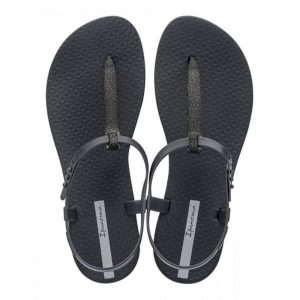 Japonki basenowe damskie Ipanema Class Classy. Szare klapki Ipanema, z aplikacjami, z materiału, bez obcasa. Za 97,44 zł.