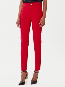 Rinascimento Chinosy CFC0126225003 Czerwony Slim Fit. Czerwone chinosy Rinascimento, bez wzorów, z syntetyku. Za 379,99 zł.