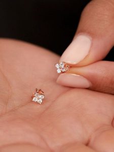 Heliophilia Srebrne kolczyki-wkrętki rozmiar: onesize. Szare kolczyki Heliophilia, srebrne. Za 87,61 zł.