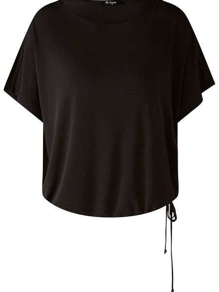 Miss Lagotte Koszulka w kolorze czarnym rozmiar: 34. Czarne bluzki Miss Lagotte, bez wzorów, bez kołnierzyka, bez ramiączek. Za 92,42 zł.