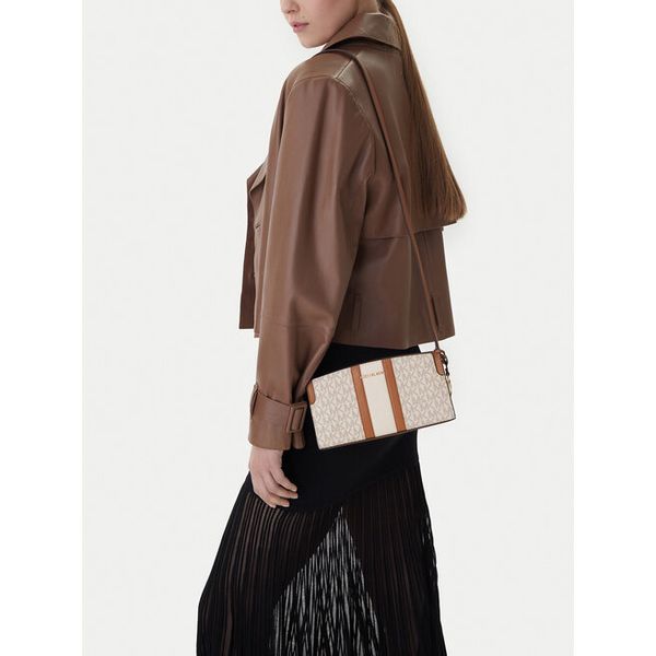Torebka MICHAEL Michael Kors. Białe torebki klasyczne MICHAEL Michael Kors, bez wzorów, bez dodatków. Za 445,99 zł.