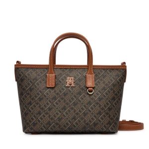 Torebka Tommy Hilfiger. Czarne torebki klasyczne TOMMY HILFIGER, bez wzorów, bez dodatków. Za 649,99 zł.