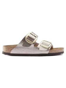 Birkenstock Klapki "Arizona" w kolorze beżowym rozmiar: 36. Brązowe klapki Birkenstock, bez wzorów, z otwartym noskiem, bez obcasa. Za 393,45 zł.
