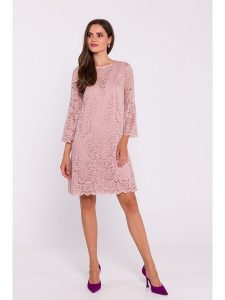 Stylove Sukienka w kolorze jasnoróżowym rozmiar: S. Różowe sukienki Stylove, s, bez wzorów, z koronki, bez kołnierzyka, bez ramiączek, mini. Za 202,03 zł.