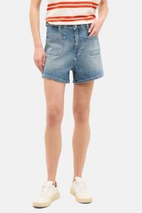Damskie Szorty Mustang Style Purley Shorts Denim Blue 1016560 5000 332. Niebieskie szorty Mustang, bez wzorów, z denimu. Za 169,99 zł.