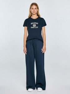 BIG STAR Koszulka "Bensa" w kolorze granatowym rozmiar: XL. Niebieskie bluzki Big Star, xl, bez wzorów, z bawełny, retro, bez kołnierzyka, bez ramiączek. Za 39,99 zł.