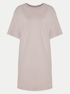 Nike Sukienka codzienna FB3204 Różowy Regular Fit. Czerwone kombinezony Nike, bez wzorów, z bawełny, bez kołnierzyka, bez ramiączek. Za 259,99 zł.