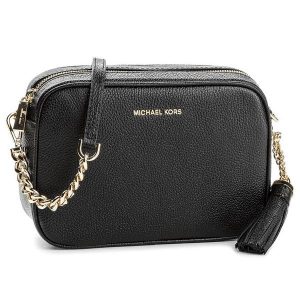 Torebka MICHAEL Michael Kors. Czarne torebki klasyczne MICHAEL Michael Kors, bez wzorów, bez dodatków. Za 669,99 zł.