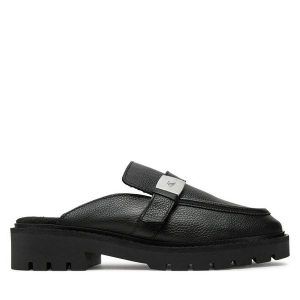 Klapki Calvin Klein Jeans. Czarne klapki Calvin Klein Jeans, bez wzorów, z jeansu, bez obcasa. Za 319,99 zł.