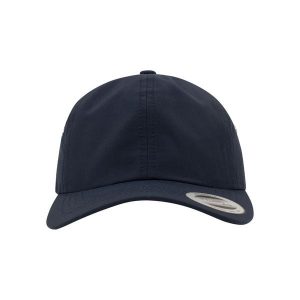 Czapka Flexfit low profile water repellent. Niebieskie czapki FLEXFIT, bez wzorów, z nylonu, klasyczne. Za 93,30 zł.