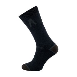 Skarpety trekkingowo narciarskie Alpinus Nuuk Merino. Czarne skarpetki ALPINUS, bez wzorów, z wełny. Za 69,00 zł.