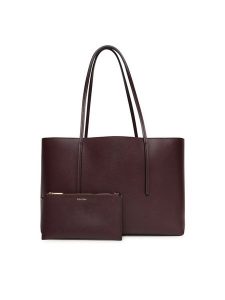 Calvin Klein Torebka Foil Logo Tote W/Pouch LV04F3274G Bordowy. Czerwone shopper bag Calvin Klein, bez wzorów, ze skóry, bez dodatków. Za 419,99 zł.