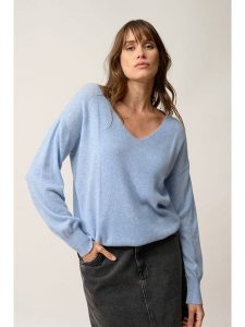 Just Cashmere Kaszmirowy sweter "Birse" w kolorze błękitnym rozmiar: L. Niebieskie swetry oversize Just Cashmere, l, bez wzorów, z kaszmiru, bez ramiączek. Za 367,22 zł.