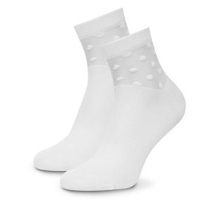 Skarpety długie Nine West. Białe skarpetki Nine West, bez wzorów. Za 29,99 zł.