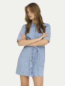 ONLY Sukienka jeansowa Vibbe 15372569 Niebieski Regular Fit. Niebieskie kombinezony ONLY, s, bez wzorów, z bawełny, bez kołnierzyka, bez ramiączek. Za 229,99 zł.