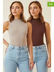 Happiness Istanbul Topy (2 szt.) w kolorze beżowym i brązowym rozmiar: S/M. Brązowe topy Happiness Istanbul, m, bez wzorów, bez kołnierzyka, bez ramiączek. Za 60,99 zł.