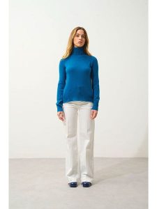 AUTHENTIC CASHMERE Kaszmirowy golf "Cassy" w kolorze niebieskim rozmiar: S. Niebieskie golfy AUTHENTIC CASHMERE, bez wzorów, z kaszmiru. Za 202,03 zł.