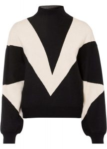 Sweter oversize. Czarne swetry klasyczne bonprix, bez kołnierzyka. Za 124,99 zł.