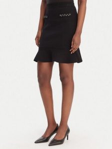 Guess Spódnica mini W6RD75 Z4422 Czarny Regular Fit. Czarne spódnice Guess, xl, z aplikacjami, z wiskozy, mini. Za 439,99 zł.