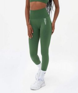 Legginsy modelujące Seamless Super Strong - Zielony. Zielone legginsy JOY STUDIO, bez wzorów, z materiału, z podwyższonym stanem, długie. Za 212,00 zł.