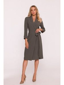 Stylove Sukienka w kolorze khaki rozmiar: L. Brązowe sukienki Stylove, l, bez wzorów, z tkaniny, bez kołnierzyka, bez ramiączek, midi. Za 309,99 zł.