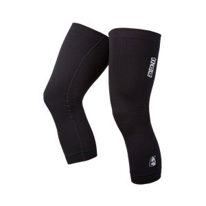 Legginsy 3/4 Etxeondo Motz. Czarne legginsy ETXEONDO, bez wzorów, z tkaniny. Za 205,50 zł.