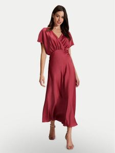 Swing Sukienka koktajlowa 5AH11400 Czerwony Loose Fit. Czerwone kombinezony Swing, bez wzorów, z syntetyku, wizytowe, bez kołnierzyka, bez ramiączek. Za 449,99 zł.