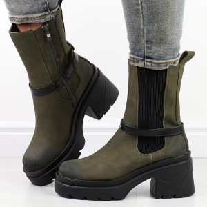 Zielone botki damskie zimowe Jezzi 2165-3. Zielone botki Jezzi, na zimę, bez wzorów, z nubiku, bez obcasa, na platformie, bez zapięcia. Za 249,00 zł.