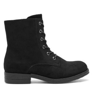 Trzewiki Clara Barson. Czarne botki Clara Barson, bez wzorów, bez obcasa, na płaskiej podeszwie, bez zapięcia. Za 129,99 zł.