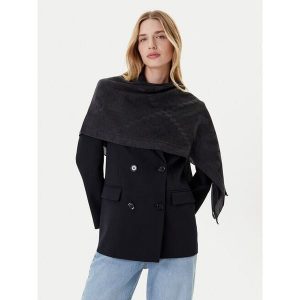 Szal Guess. Czarne szaliki Guess, z aplikacjami. Za 279,99 zł.