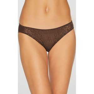 Triumph - Figi Body Make-up Blossom Tai. Body i gorsety marki Triumph. W wyprzedaży za 59,90 zł.