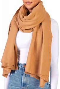 X2 Szalik Cashmirillo 100 x 200 cm - gładki wzór - Brązowy. Brązowe szaliki X2, na jesień, bez wzorów, z kaszmiru. Za 119,00 zł.