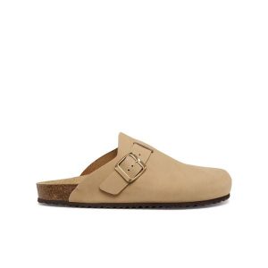 Sandały damskie Geox Brionia. Brązowe sandały Geox, bez wzorów, bez obcasa, bez zapięcia. Za 380,00 zł.