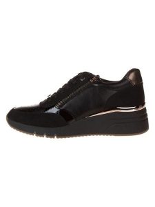 S.Oliver Sneakersy w kolorze czarnym rozmiar: 39. Czarne trampki s.Oliver, bez wzorów, bez zapięcia. Za 137,42 zł.